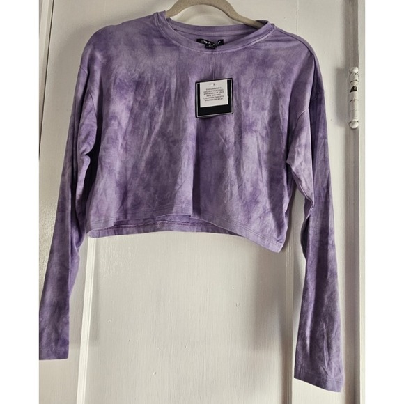 MYA NU Tops - NWT MYA NU‎ tie dye purple crop long sleeve Tee womans M